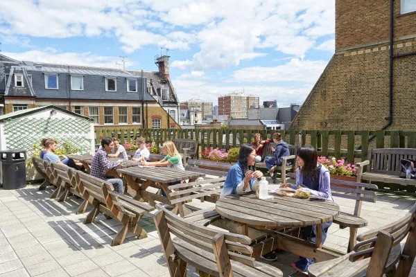 St. Giles London Central Terrasse
