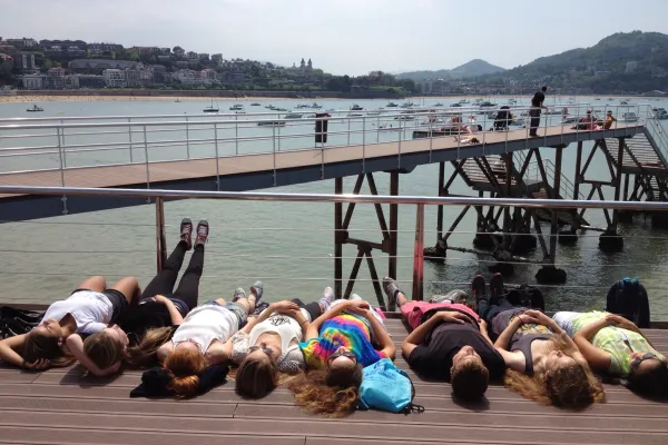 Lacunza San Sebastian Aktivitäten